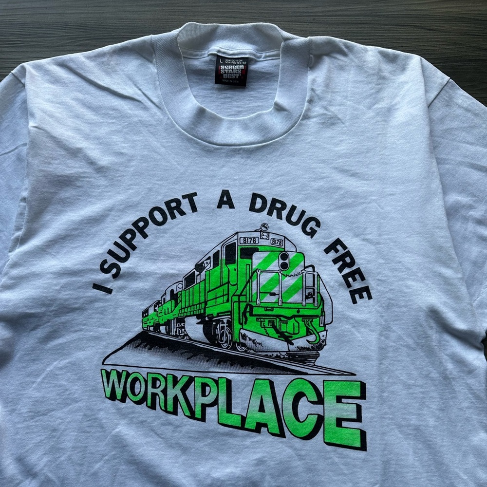 Vintage 90’s Drug Free WorkPlace Tee - Picture 4 of 6